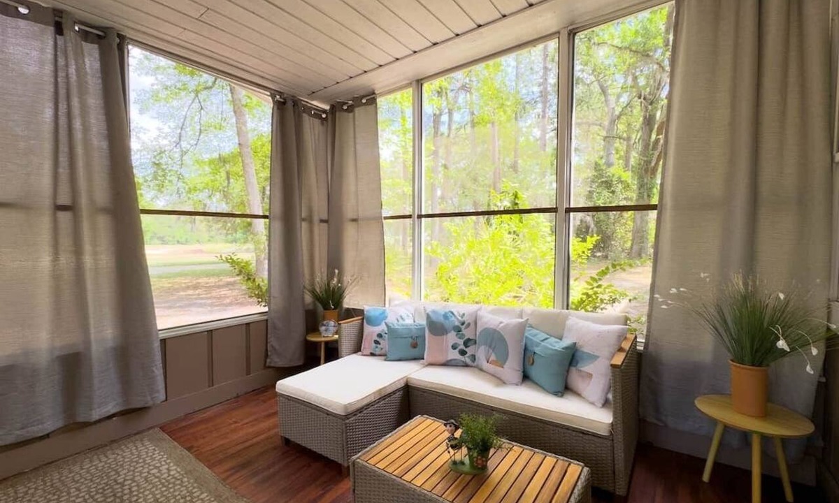 Hinesville House | Hinesville, GA 4BRs With 5 Bds Cherokee Rose Oasis Golf Game CBD
