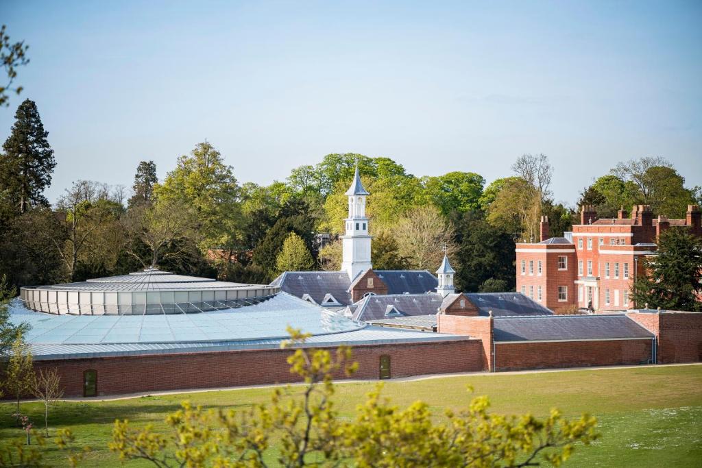 Hinxton Hotel | Hinxton Hall Hotel and Conference Centre