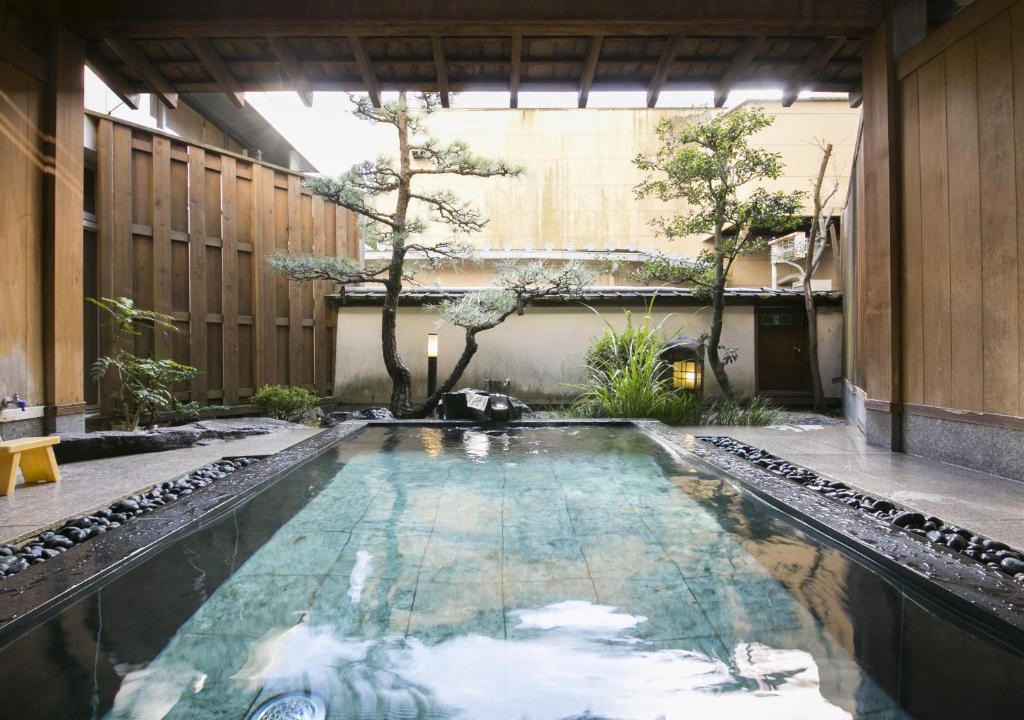 Gamagori Hotel | Hiranoya