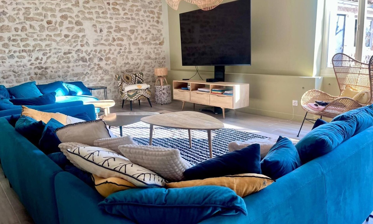 Sainte-Cecile-les-Vignes House | Historic Maison de Maître in the heart of Provence, ideal for families and friends