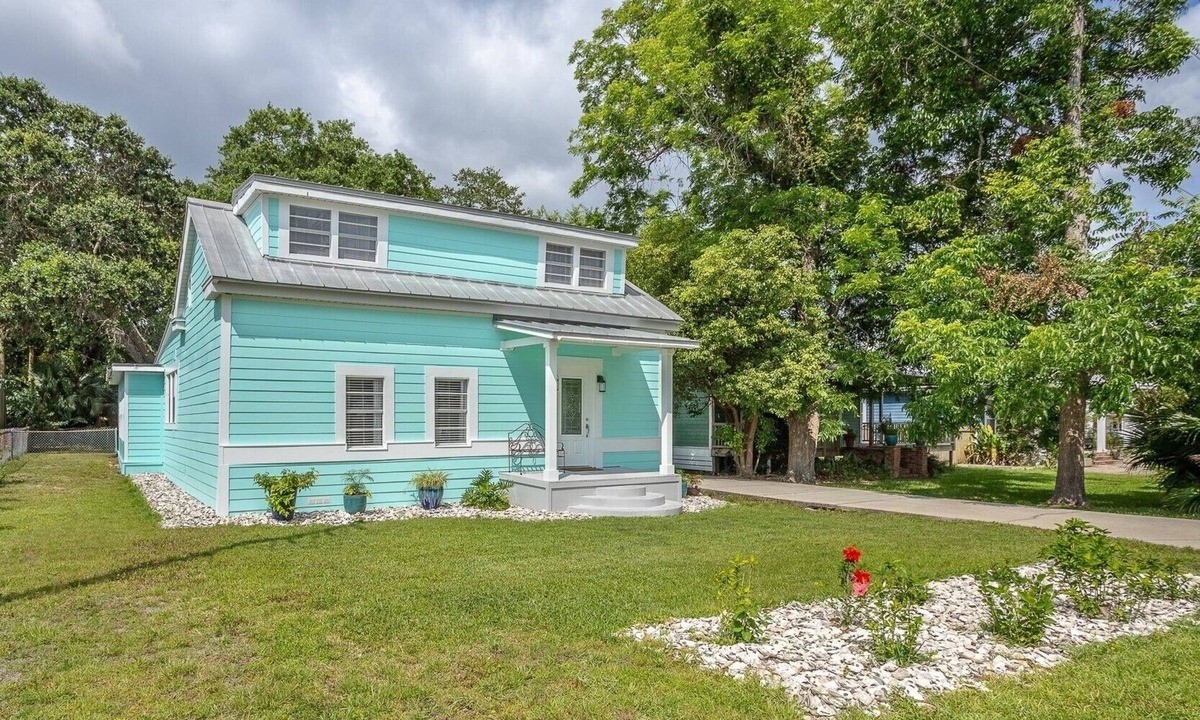 Apalachicola House | Historic Apalachicola Southern Charm