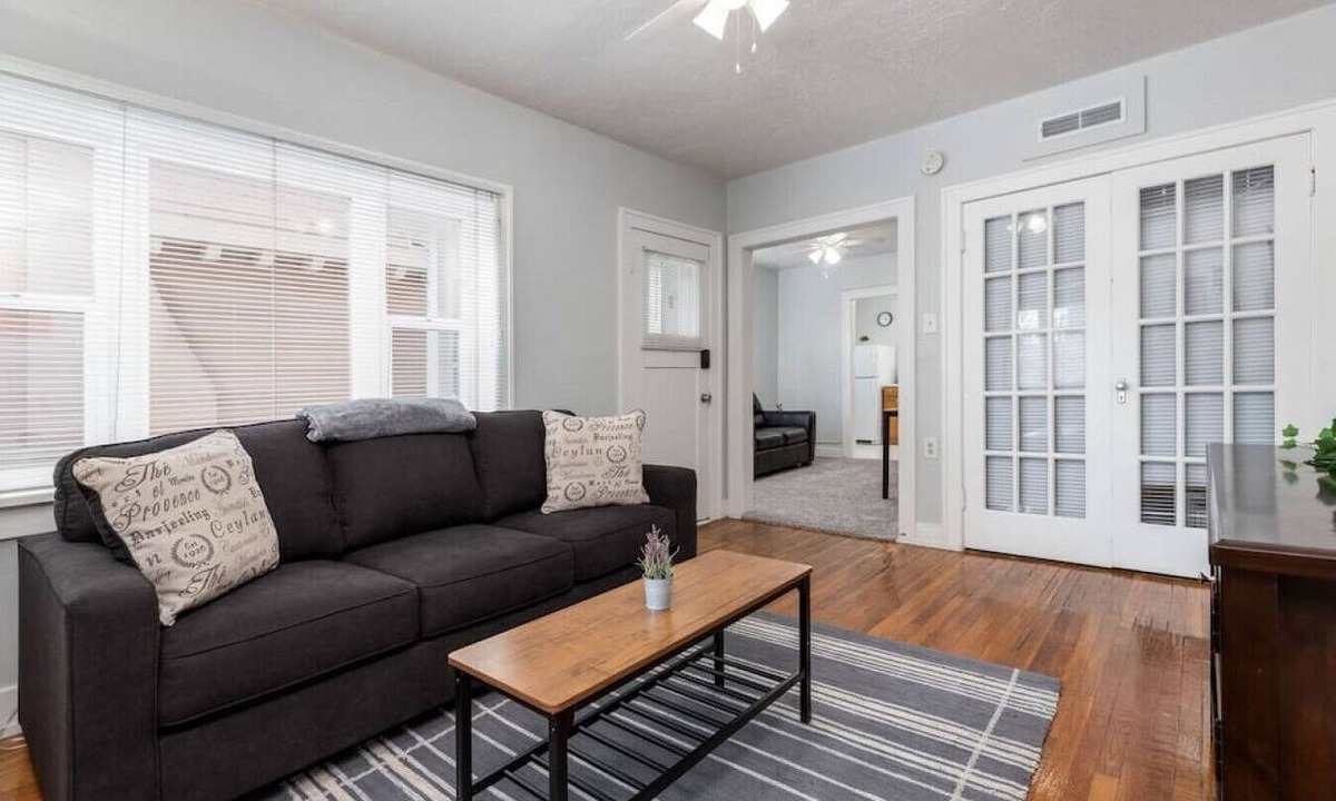 Lower Avenues Apartment | Historic Avenues Downtown Loft