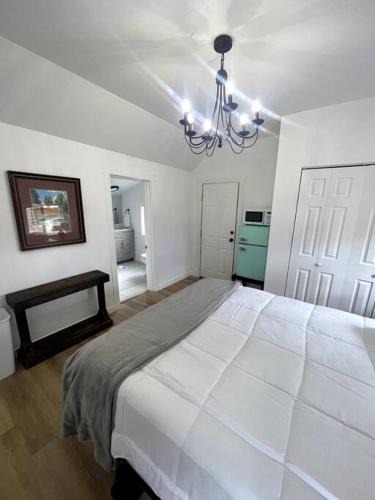 Logan Apartment | Historic Downtown Dwelling