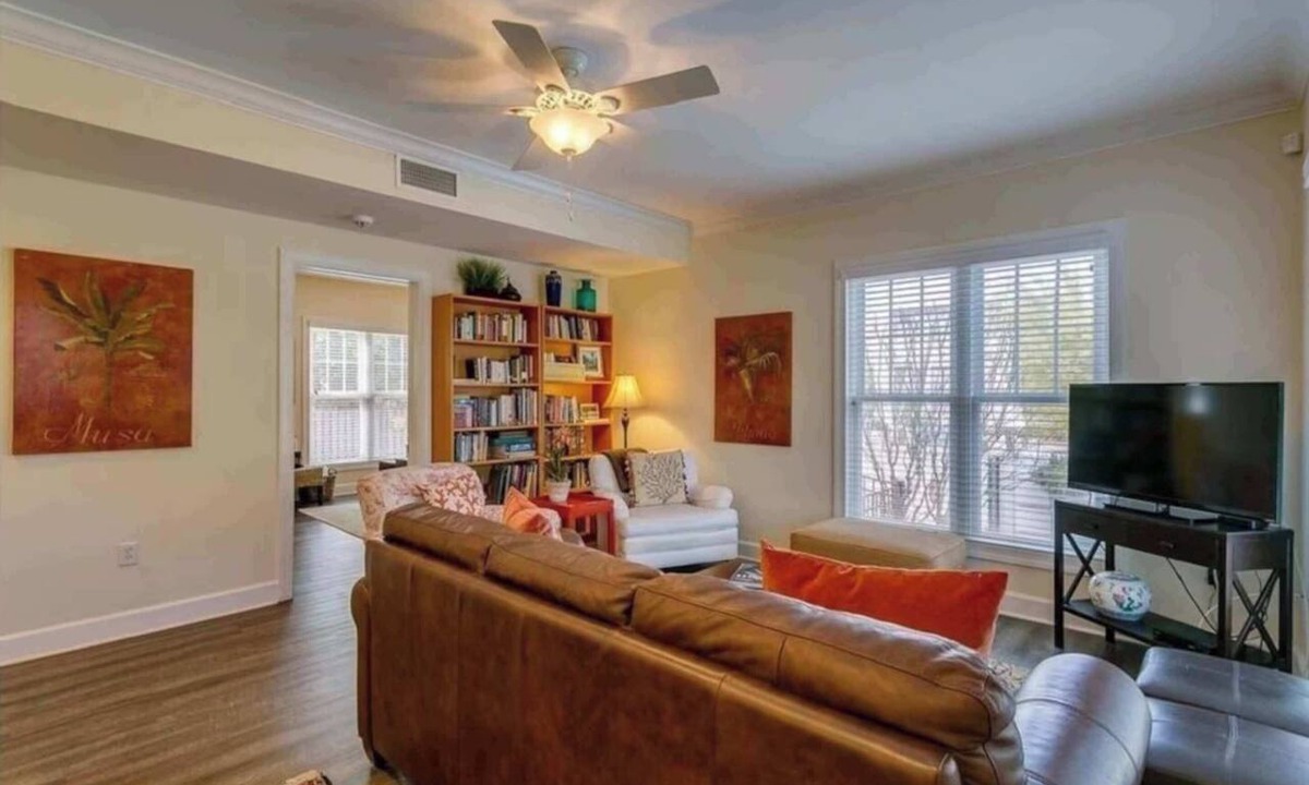 Downtown Historic District House | Historic Downtown Suite Steps from Attractions