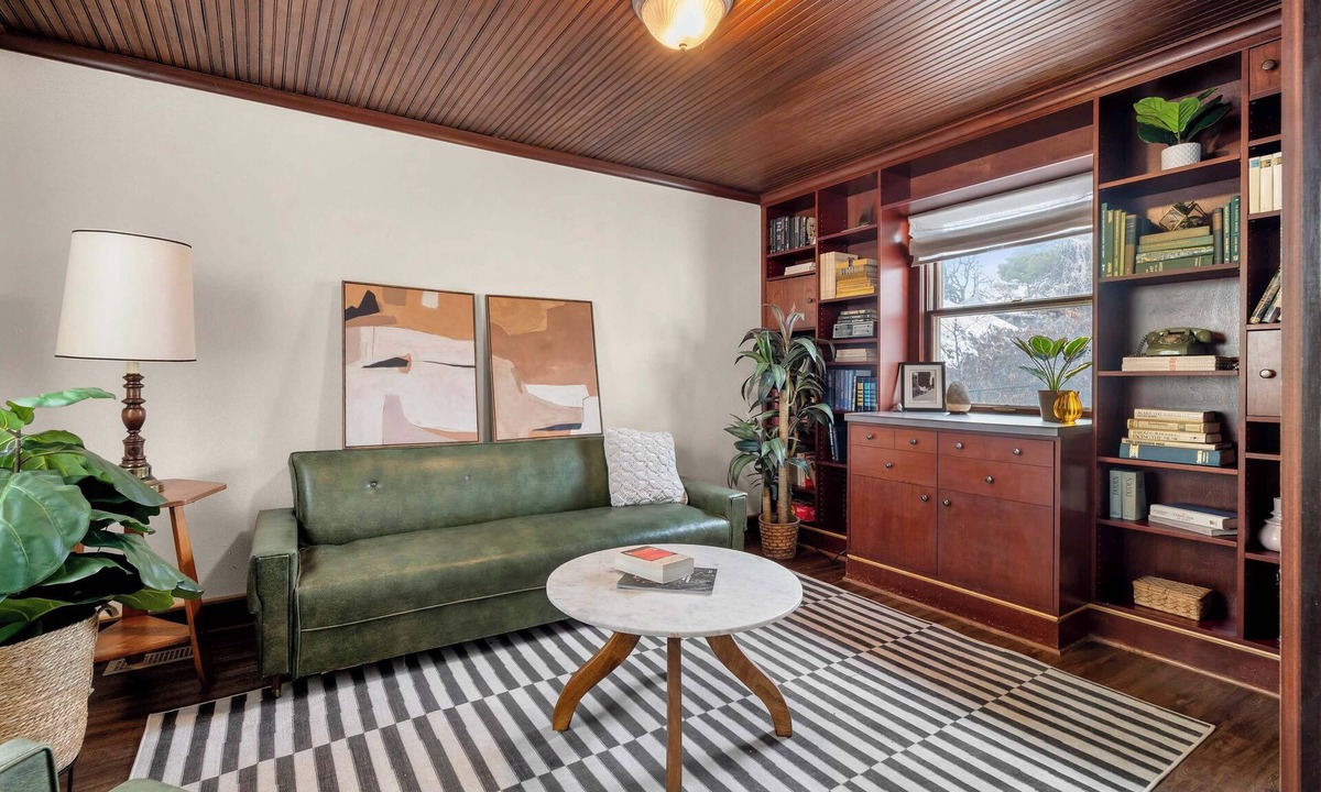 North of Grand House | Historic Gem & Modern Elegance