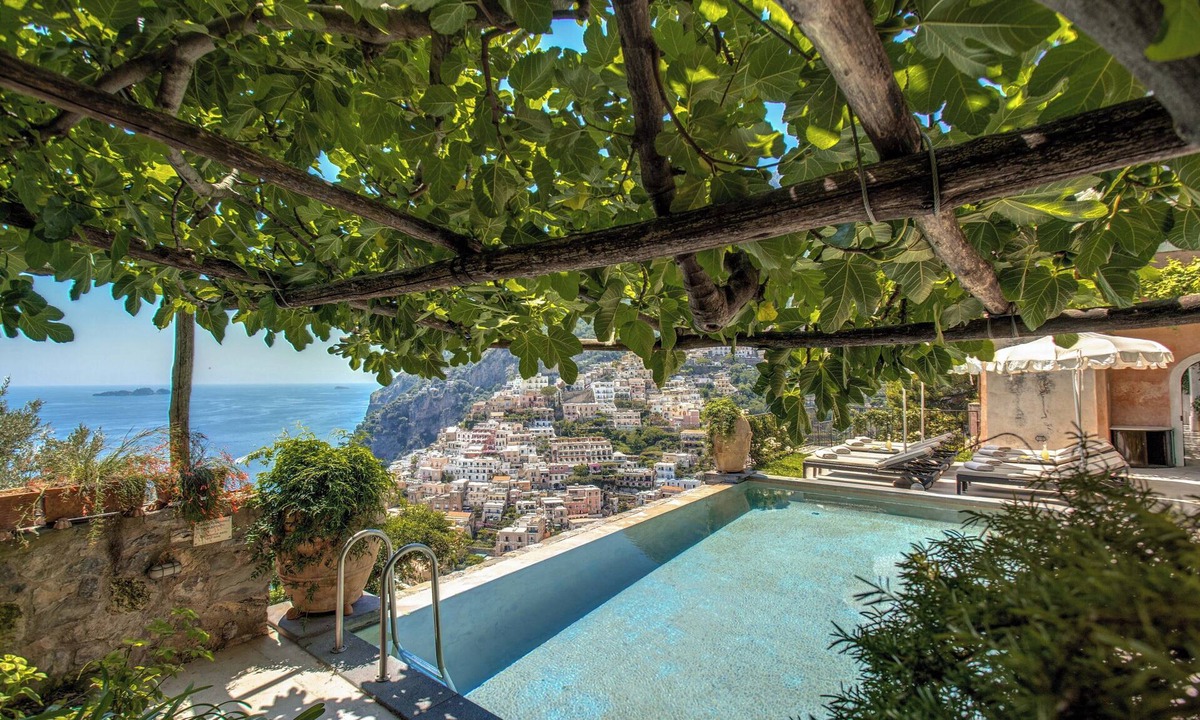 Arienzo Villa | Historic Luxury Villa with Private Pool, Sea Views – Walk to Positano