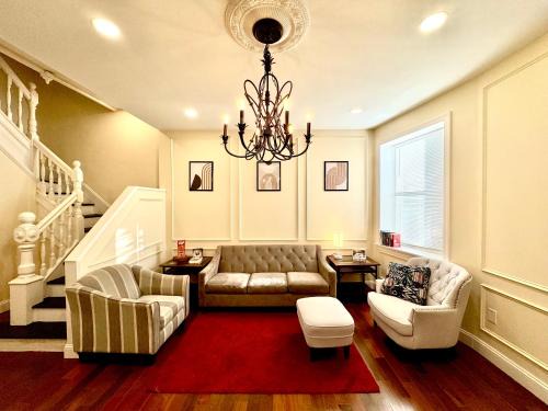 Downtown Baltimore House | Historic Madison Ave