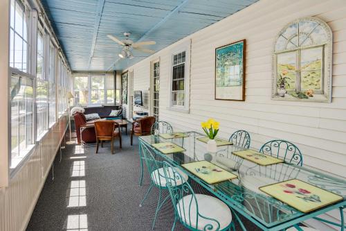 Warren Apartment | Historic Warren Vacation Rental: Walk to Beaches!