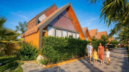 Ham Thuan Nam Hotel | Hoàng Long Tropical - Farmstay