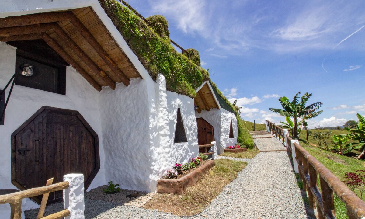 El Penol Cabin | HOBBIT HOTEL