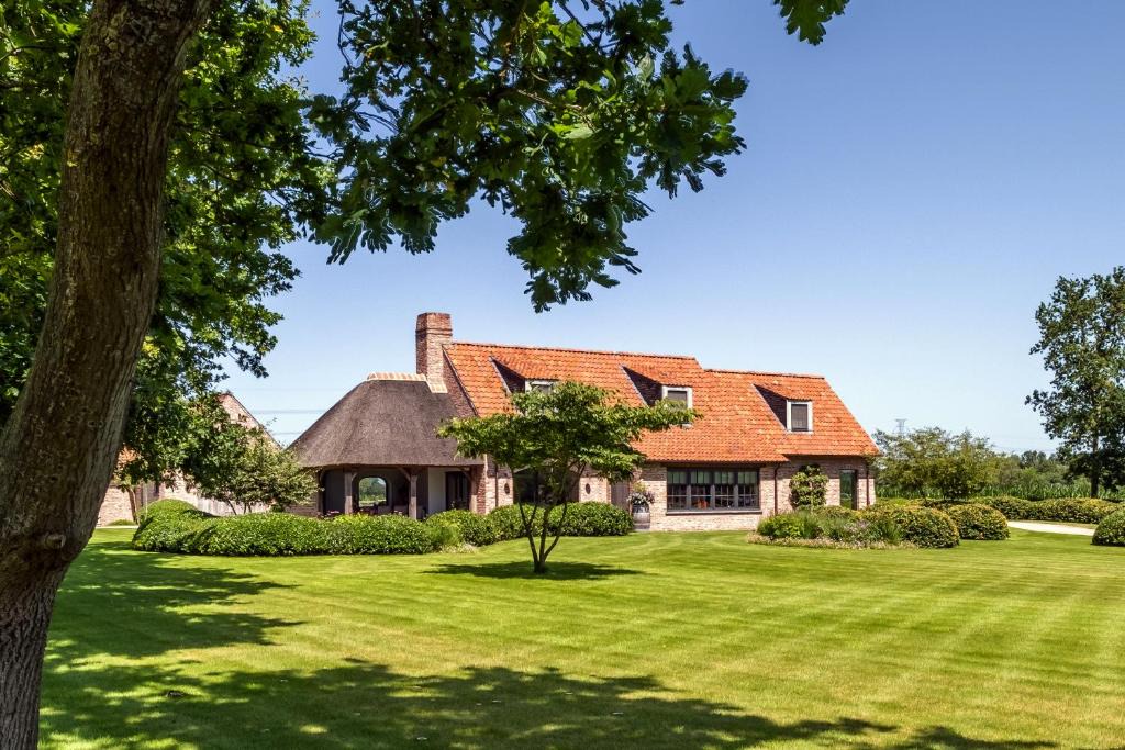 Moerkerke Apartment | Hoeve den Akker - luxueuze vakantiewoningen met privétuinen en alpaca's nabij Brugge, Damme, Knokke, Sluis en Cadzand