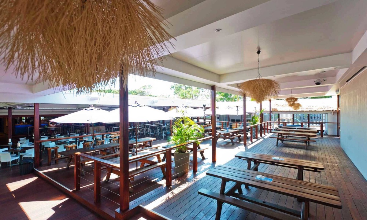 Coffs Harbour Hostel | Hoey Moey Backpackers - Hostel