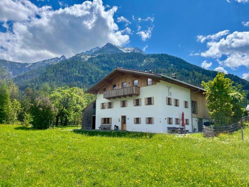 Bach Apartment | Hof Ida