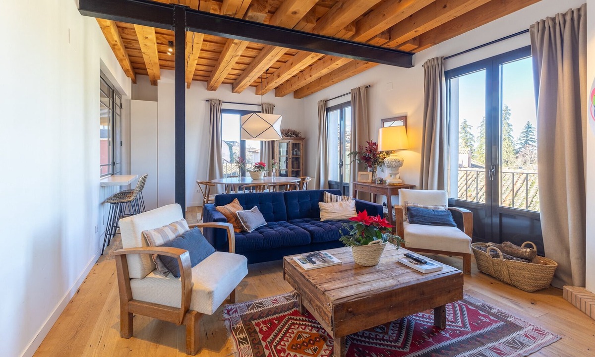 La Granja de San Ildefonso House | Holiday Home 'Río Tío Cocinas' with Mountain Views, Balcony and Wi-Fi