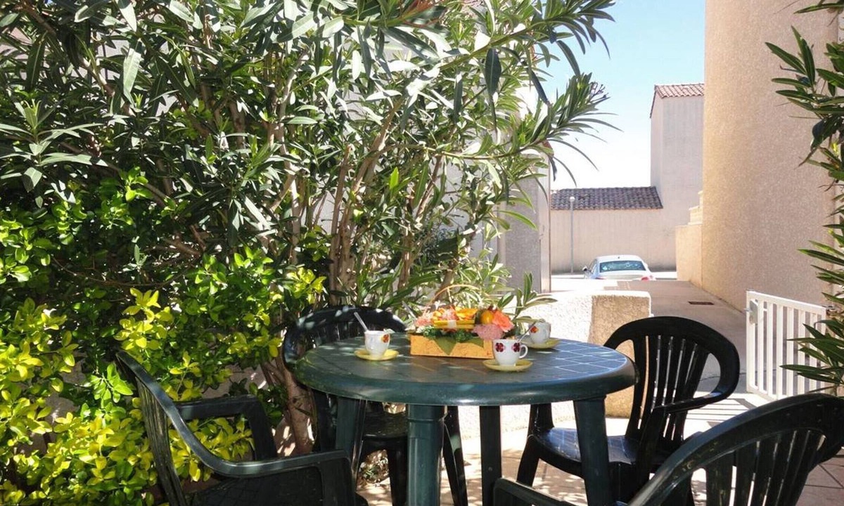 Saint-Pierre-la-Mer House | Holiday home Fleury-Saint-Pierre-la-Mer, 1 bedroom, 6 people