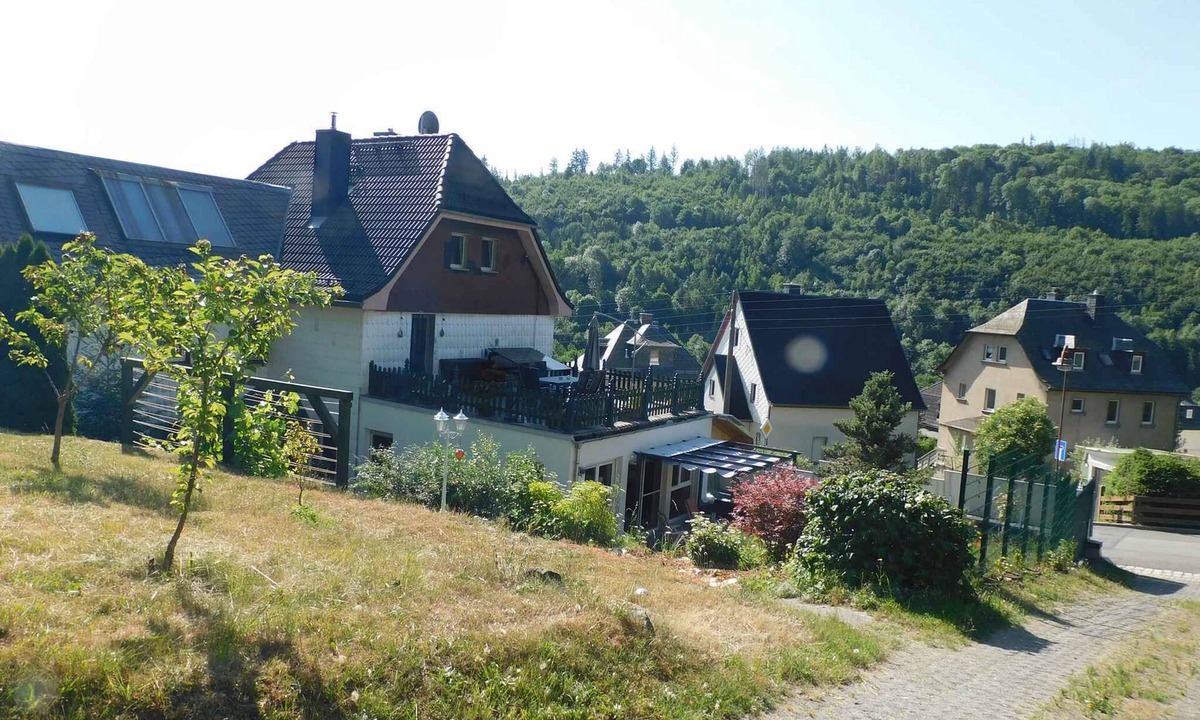 Blankenstein Apartment | Holiday apartment with a view of the Franconian Forest