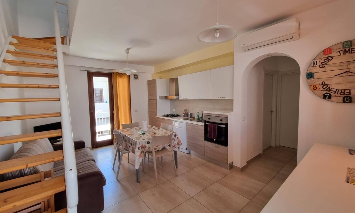 Punta Secca Apartment | Holiday Apartment in Punta Secca with Private Parking
