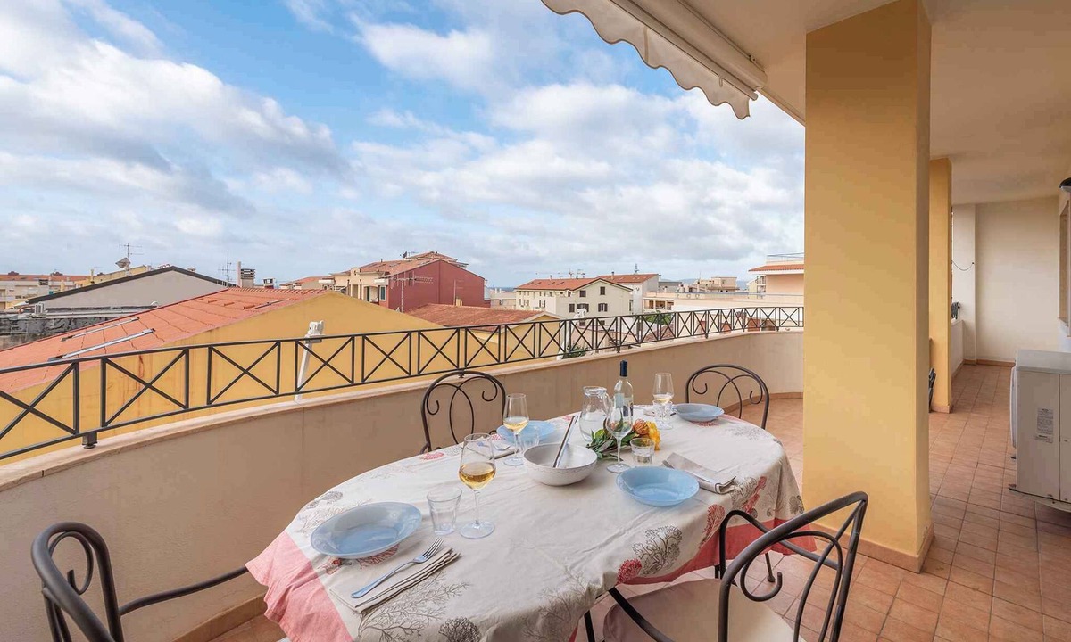 La Pietraia Apartment | Holiday apartment with wonderful balcony