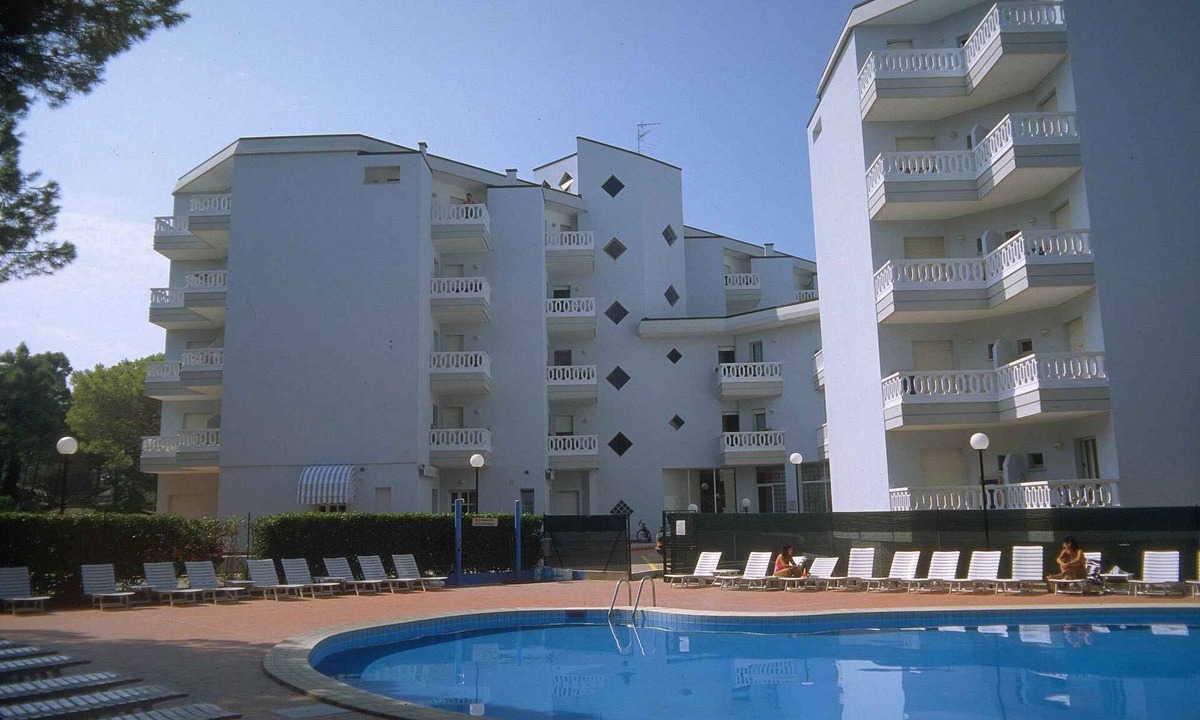 Lignano Riviera Apartment | Holiday apartment with air conditioning and pool