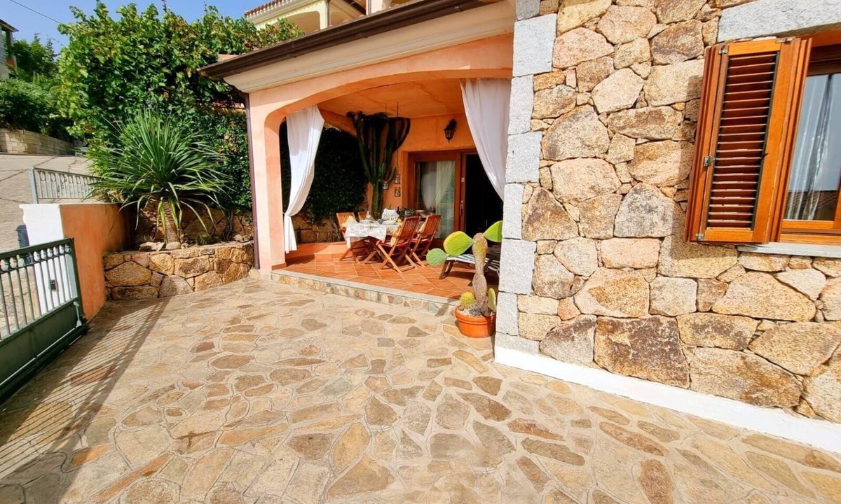 Posada Apartment | Holiday flat with fireplace, terrace and sea view
