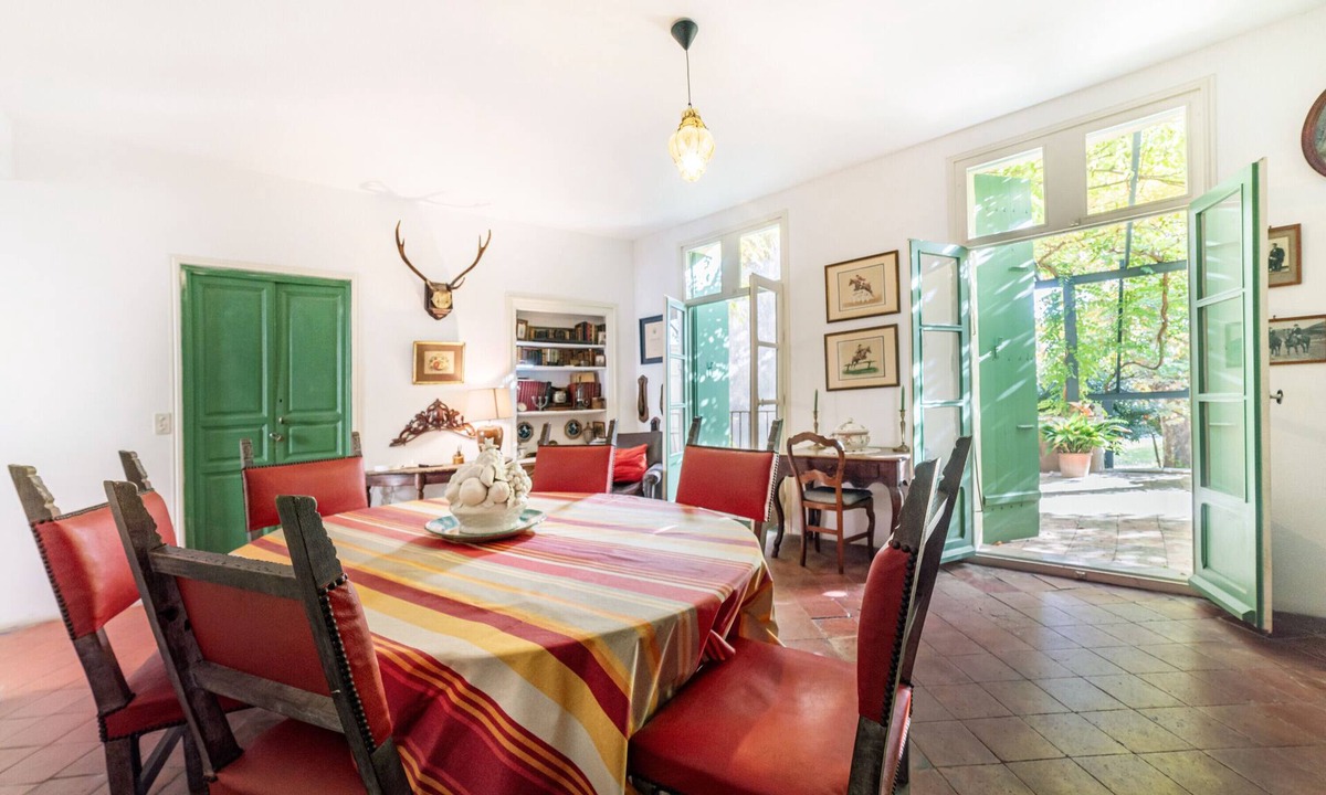 Palau-del-Vidre House | Holiday Home 'Ancienne Maison Vigneronne' with Private Pool, Private Terrace and Wi-Fi