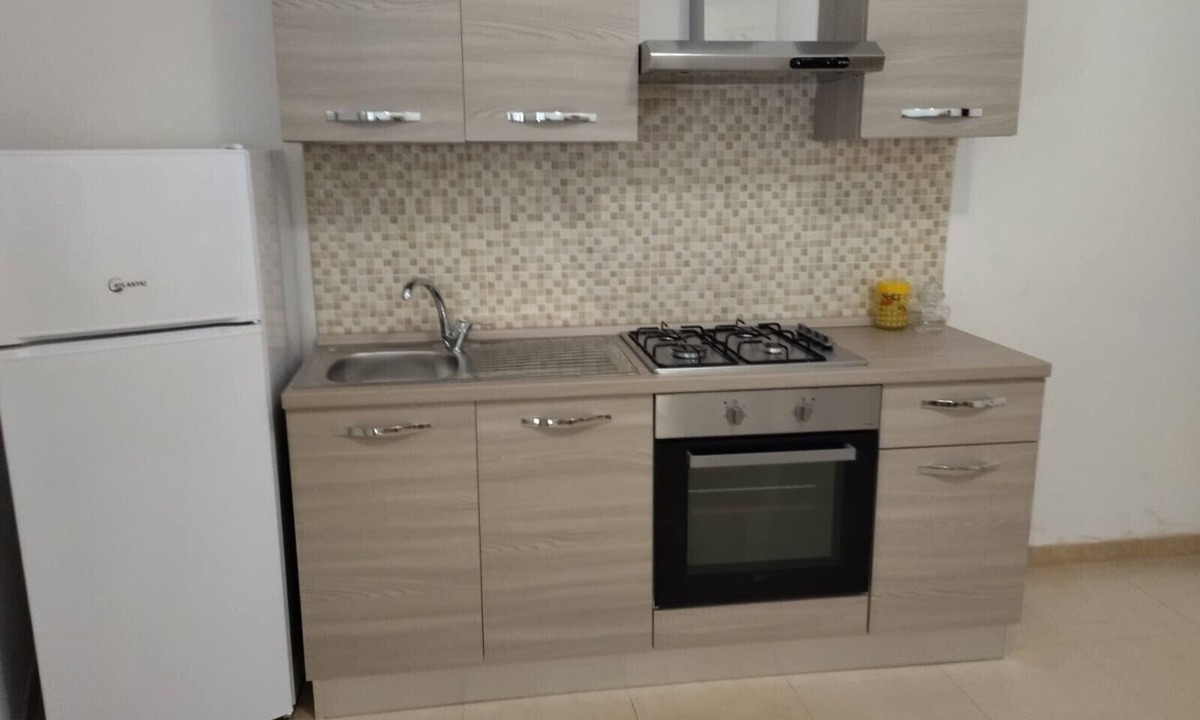 Giurdignano House | Holiday Home 'Db - Alloro' with Private Garden, Wi-Fi and Air Conditioning