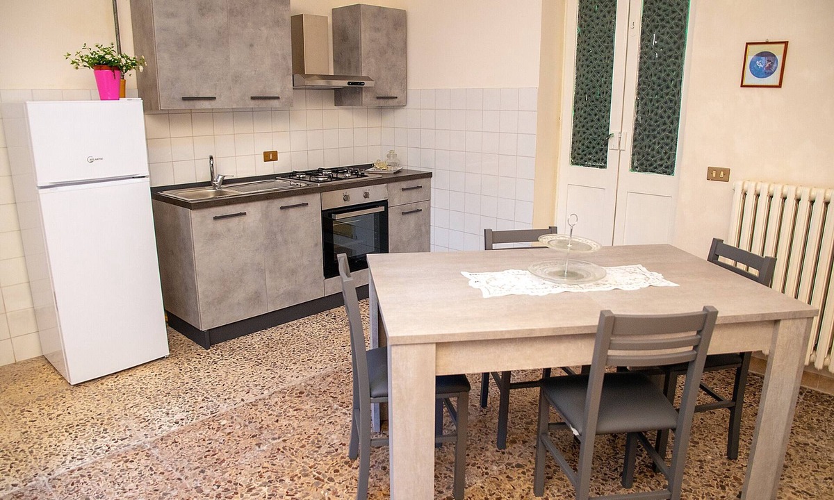 Giurdignano House | Holiday Home 'Db - Mimosa' with Private Terrace, Wi-Fi and Air Conditioning