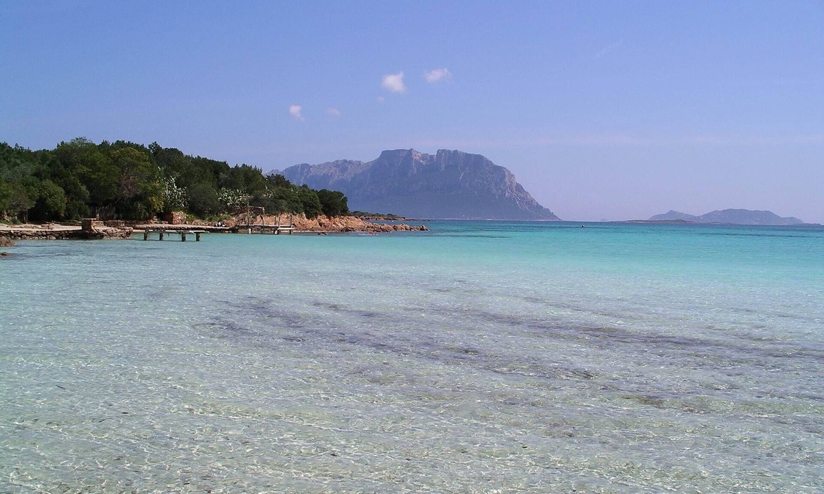 Porto Istana House | Holiday Home 'Elia's House' with Private Terrace, Wi-Fi and Air Conditioning