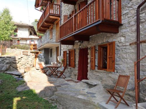 Noasca House | Holiday Home Ivan by Interhome