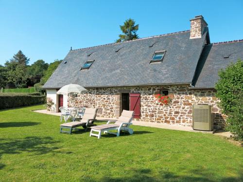 Sourdeval-les-Bois House | Holiday Home La Chevalerie by Interhome
