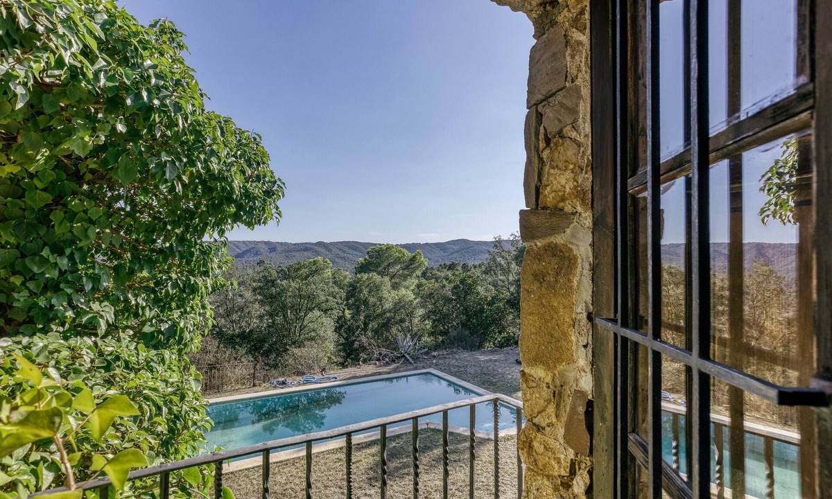 Calonge House | Holiday Home "Masia Rustica Costa Brava" with Mountain View, Private Pool & Wi-Fi