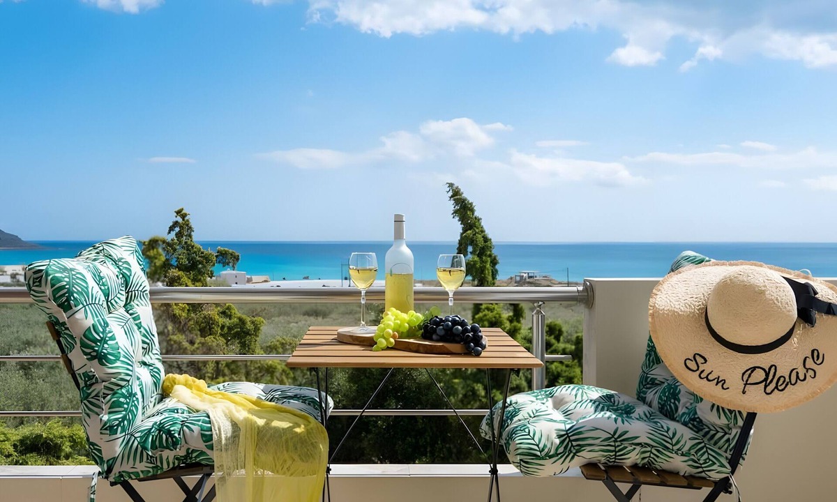 Goudhouros House | Holiday Home 'Remvi House Sea and Mountains View' with Sea View, Wi-Fi and Air Conditioning