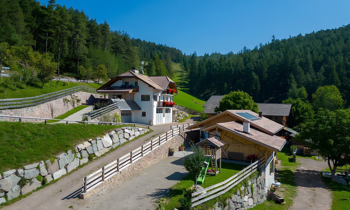 San Genesio Atesino House | Holiday Home 'Tholer Hof' with Private Terrace, Garden, and Wi-Fi
