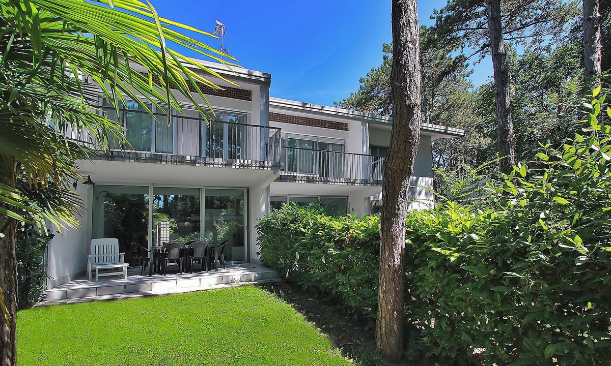 Lignano Pineta House | Holiday home with private garden