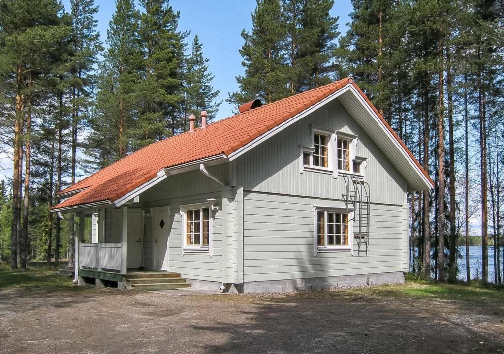 Neuvola House | Holiday Home Yläneuvola niemi by Interhome