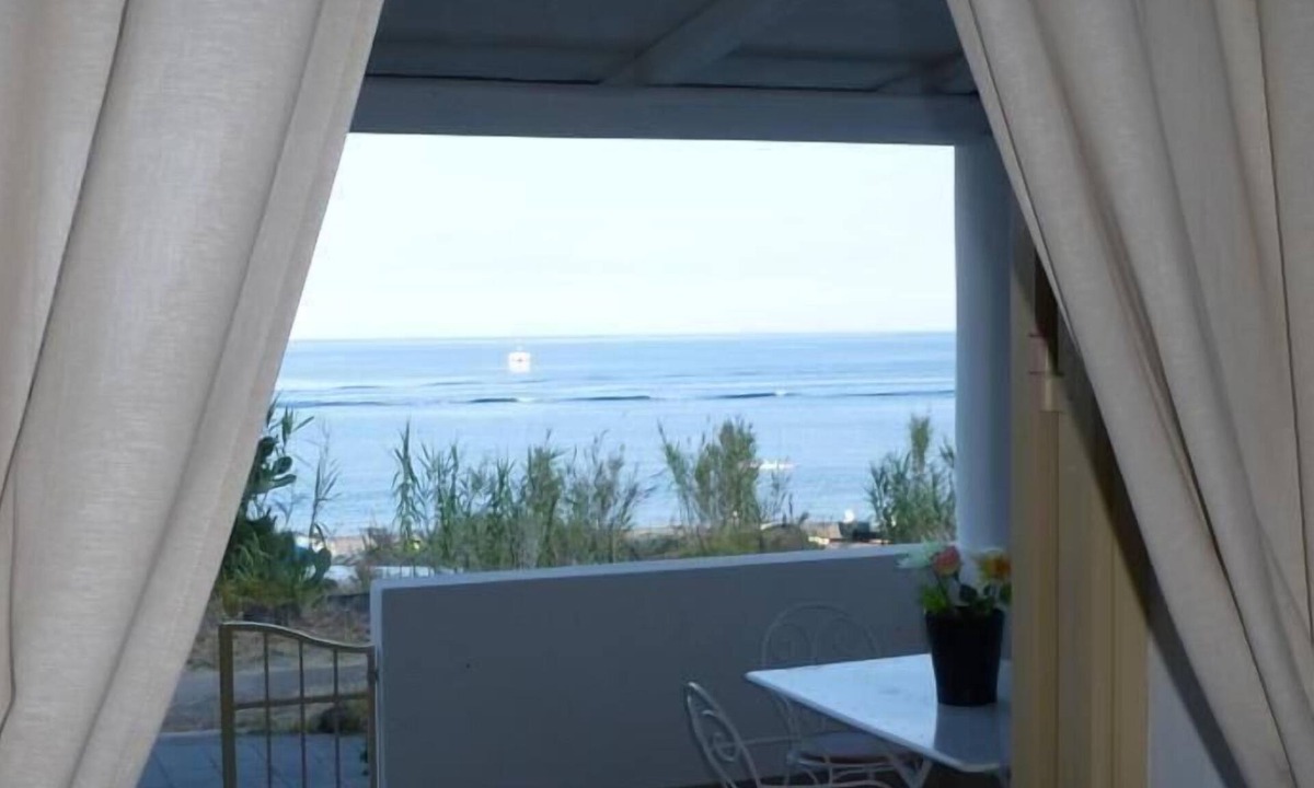 San Vincenzo House | Holiday house Stromboli for 2 - 6 persons with 2 bedrooms - Twin house
