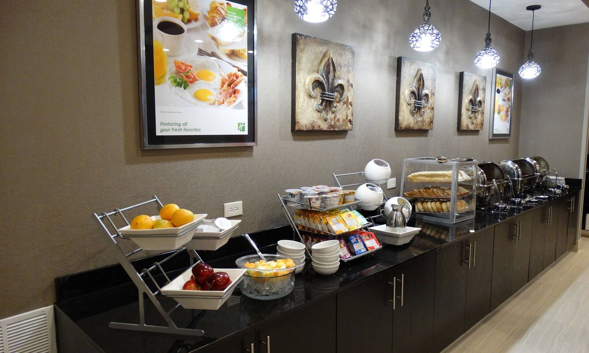 Covington Hotel | Holiday Inn Covington by IHG