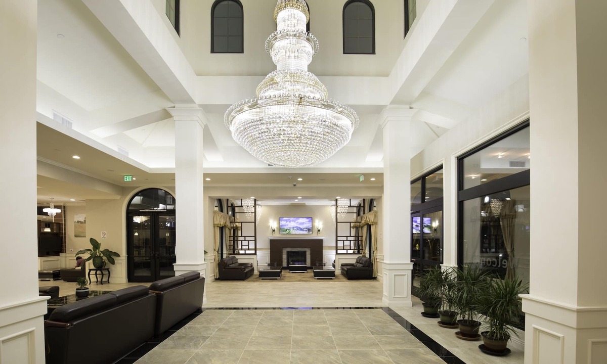El Monte Hotel | Holiday Inn El Monte - Los Angeles by IHG