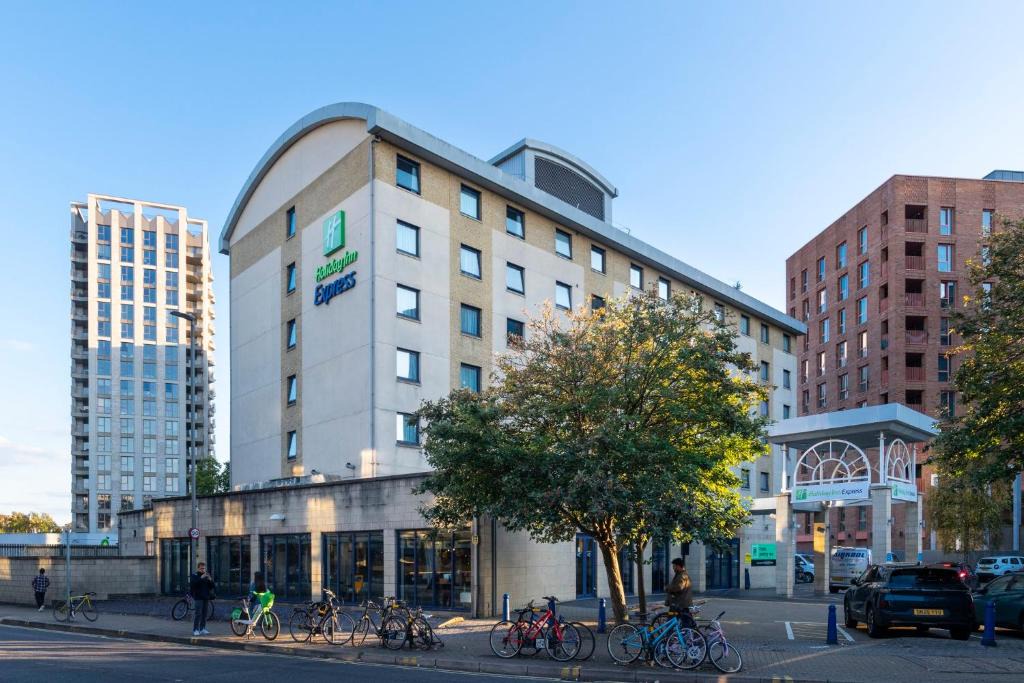 Wandsworth Hotel | Holiday Inn Express London - Wandsworth by IHG