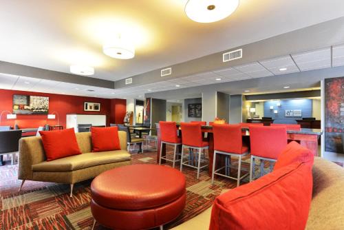 Painted Post Hotel | Holiday Inn Express Painted Post by IHG
