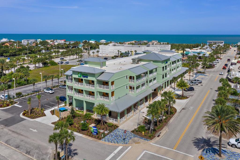 Vilano Beach Hotel | Holiday Inn Express St. Augustine - Vilano Beach by IHG