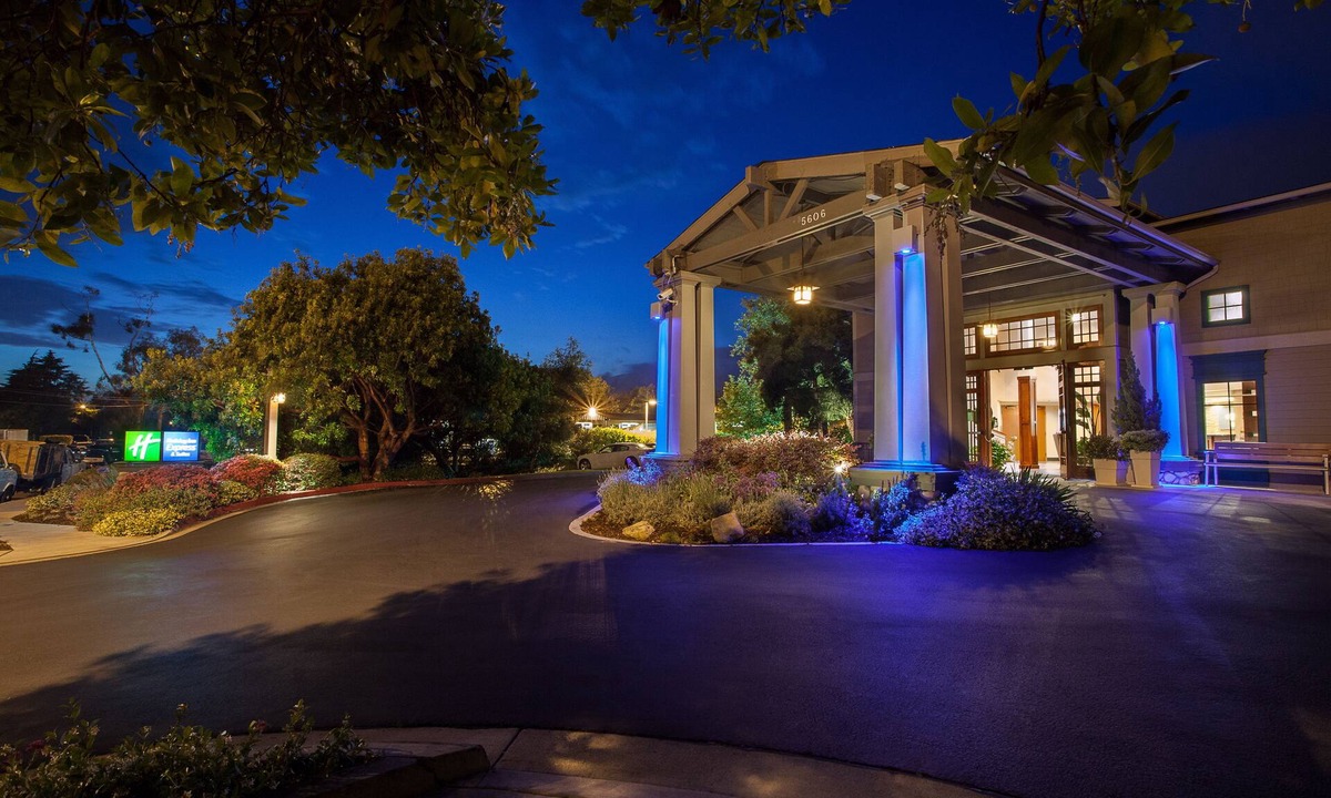 Carpinteria Hotel | Holiday Inn Express & Suites Carpinteria by IHG