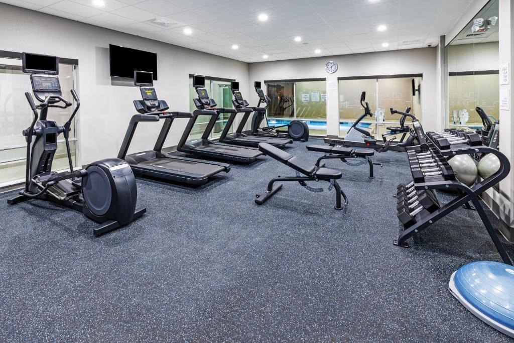 Richmond Hotel | Holiday Inn Express & Suites - Houston SW - Rosenberg by IHG