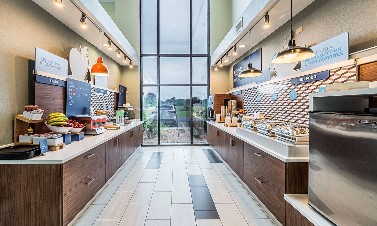 Franklin Hotel | Holiday Inn Express & Suites Franklin KY by IHG