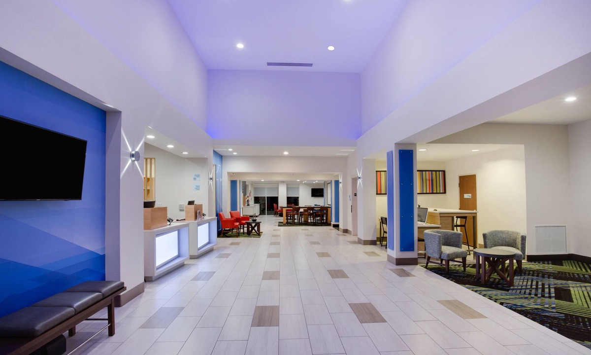 Fleming Island Hotel | Holiday Inn Express & Suites Fleming Island by IHG