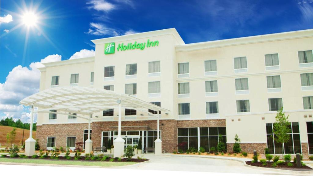 Yampertown Hotel | Holiday Inn Guin by IHG