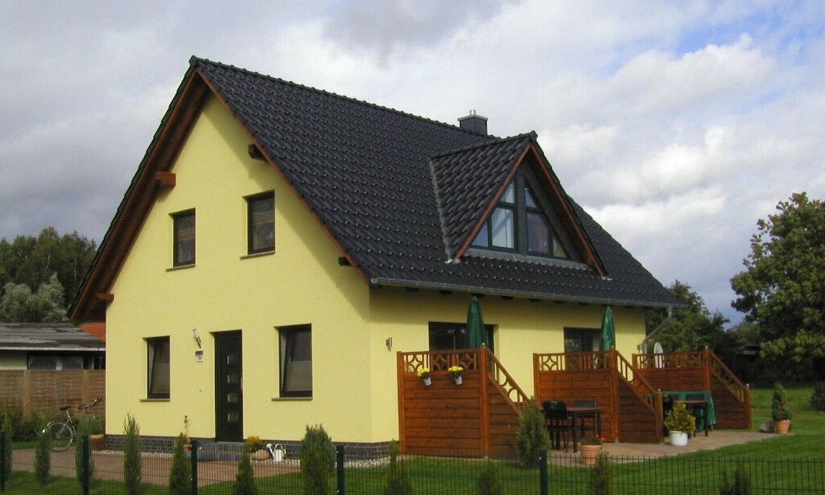 Sauzin House | Holidays directly on the water with great additional services