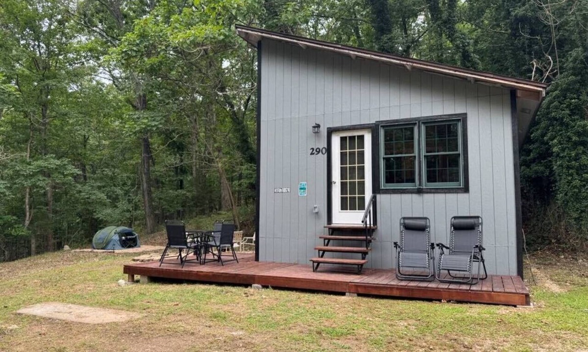 Eureka Springs Cabin | Holler Cabin and Camp