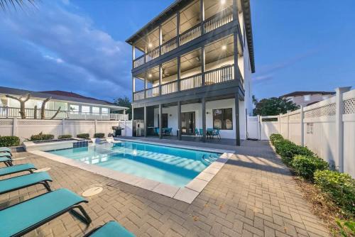 Frangista Beach House | Hollywood & Divine