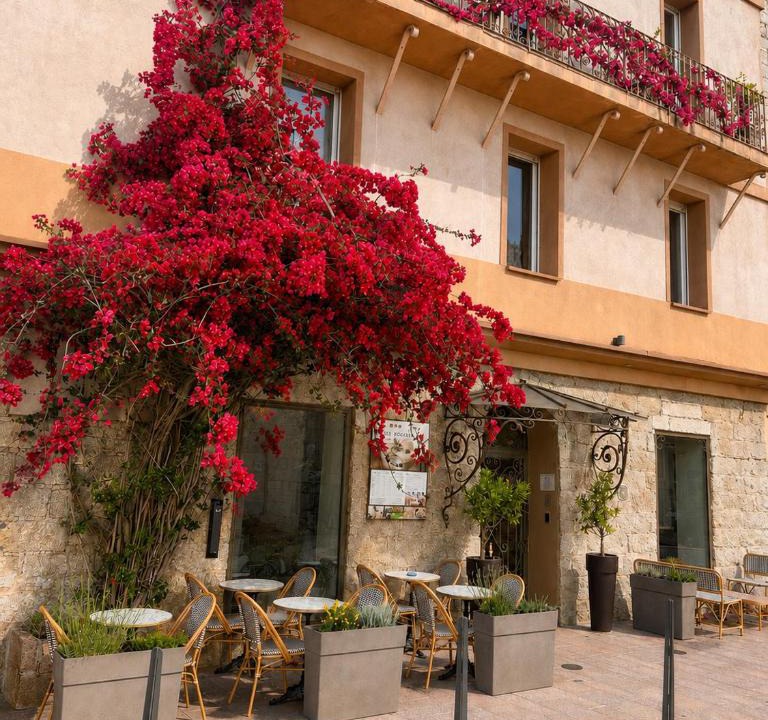 Porto-Vecchio Hotel | Holzer II